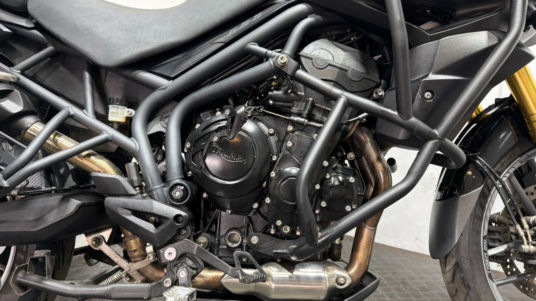 Triumph Tiger 800 (12MY)